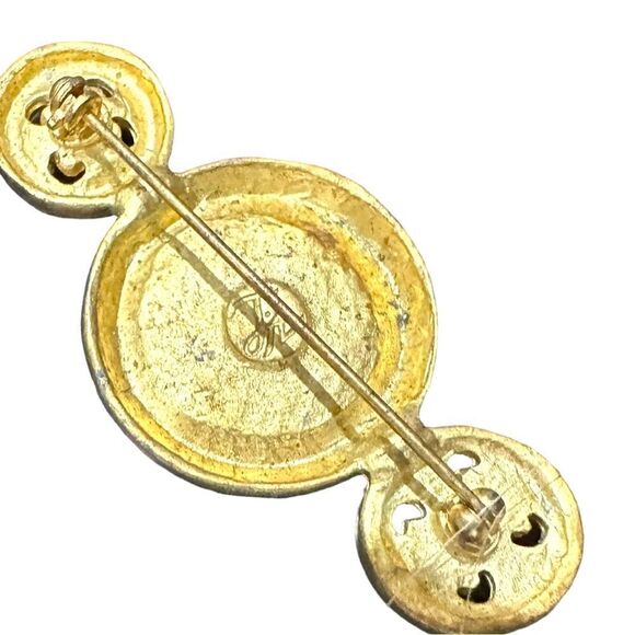 KARL LAGERFELD Vintage Gold Plate Iconic Button Needle Brooch Circa Vintage 1995 - Picture 2 of 2
